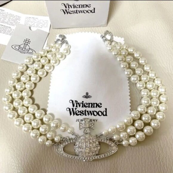 Vivienne Westwood Jewelry - Vivienne Westwood Necklace Triple Pearl Choker
